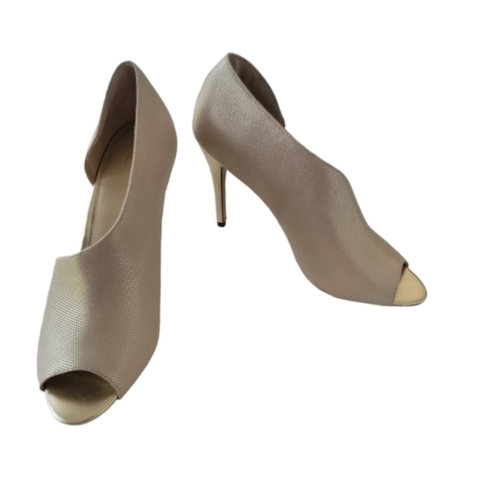 Botkier Adelia Asymmetrical Sandal heel women's size 9.5 gold leather